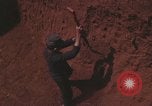 Immagine di Soldati montagnard Bu Gia Vietnam, 1963, secondo 61 filmato di repertorio 65675075482
