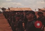 Immagine di Soldati montagnard Bu Gia Vietnam, 1963, secondo 53 filmato di repertorio 65675075483