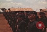 Immagine di Soldati montagnard Bu Gia Vietnam, 1963, secondo 57 filmato di repertorio 65675075483