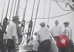 Standbild Racing schoner Gertrude L Thebaud Gloucester Massachusetts USA, 1930, aus Sekunde 21 historischem Filmmaterial Videoclip 65675075495