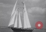 Standbild Racing schoner Gertrude L Thebaud Gloucester Massachusetts USA, 1930, aus Sekunde 28 historischem Filmmaterial Videoclip 65675075495