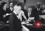Standbild alte Männer und Frauen New York United States USA, 1930, aus Sekunde 12 historischem Filmmaterial Videoclip 65675075496