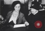 Standbild alte Männer und Frauen New York United States USA, 1930, aus Sekunde 33 historischem Filmmaterial Videoclip 65675075496