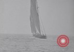 Immagine di Gertrude L Thebaud goletta Gloucester Massachusetts USA, 1930, secondo 30 filmato di repertorio 65675075508