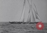 Immagine di Gertrude L Thebaud goletta Gloucester Massachusetts USA, 1930, secondo 48 filmato di repertorio 65675075508