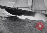 Immagine di Gertrude L Thebaud goletta Gloucester Massachusetts USA, 1930, secondo 60 filmato di repertorio 65675075508