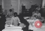 Standbild Patienten Wards Island New York USA, 1930, aus Sekunde 46 historischem Filmmaterial Videoclip 65675075510