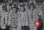 Immagine di Native American Indian bambino di nome Princess of America Lawrence Kansas USA, 1930, secondo 43 filmato di repertorio 65675075512