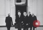 Immagine di Charles Evans Hughes e la Corte Suprema Washington DC USA, 1930, secondo 13 filmato di repertorio 65675075513