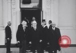 Immagine di Charles Evans Hughes e la Corte Suprema Washington DC USA, 1930, secondo 21 filmato di repertorio 65675075513