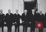 Immagine di Charles Evans Hughes e la Corte Suprema Washington DC USA, 1930, secondo 27 filmato di repertorio 65675075513