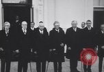 Immagine di Charles Evans Hughes e la Corte Suprema Washington DC USA, 1930, secondo 33 filmato di repertorio 65675075513