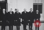 Immagine di Charles Evans Hughes e la Corte Suprema Washington DC USA, 1930, secondo 35 filmato di repertorio 65675075513