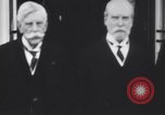Immagine di Charles Evans Hughes e la Corte Suprema Washington DC USA, 1930, secondo 37 filmato di repertorio 65675075513