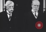 Immagine di Charles Evans Hughes e la Corte Suprema Washington DC USA, 1930, secondo 41 filmato di repertorio 65675075513