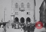 Standbild marschierenden Truppen Republik San Marino, 1930, aus Sekunde 13 historischem Filmmaterial Videoclip 65675075514