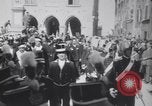 Standbild marschierenden Truppen Republik San Marino, 1930, aus Sekunde 29 historischem Filmmaterial Videoclip 65675075514