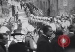 Standbild marschierenden Truppen Republik San Marino, 1930, aus Sekunde 51 historischem Filmmaterial Videoclip 65675075514