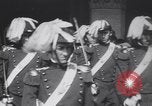 Standbild marschierenden Truppen Republik San Marino, 1930, aus Sekunde 59 historischem Filmmaterial Videoclip 65675075514