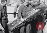 Standbild USA Personal Vereinigtes Königreich, 1944, aus Sekunde 37 historischem Filmmaterial Videoclip 65675075530