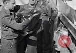 Standbild USA Personal Vereinigtes Königreich, 1944, aus Sekunde 44 historischem Filmmaterial Videoclip 65675075530