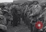 Standbild USA Fallschirmjäger Vereinigtes Königreich, 1944, aus Sekunde 22 historischem Filmmaterial Videoclip 65675075531