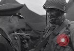 Standbild USA Fallschirmjäger Vereinigtes Königreich, 1944, aus Sekunde 29 historischem Filmmaterial Videoclip 65675075531