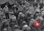 Standbild USA Fallschirmjäger Vereinigtes Königreich, 1944, aus Sekunde 33 historischem Filmmaterial Videoclip 65675075531