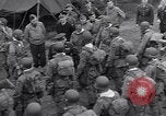 Standbild USA Fallschirmjäger Vereinigtes Königreich, 1944, aus Sekunde 34 historischem Filmmaterial Videoclip 65675075531
