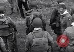 Standbild USA Fallschirmjäger Vereinigtes Königreich, 1944, aus Sekunde 41 historischem Filmmaterial Videoclip 65675075531