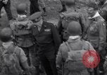 Standbild USA Fallschirmjäger Vereinigtes Königreich, 1944, aus Sekunde 44 historischem Filmmaterial Videoclip 65675075531