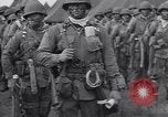 Standbild USA Fallschirmjäger Vereinigtes Königreich, 1944, aus Sekunde 54 historischem Filmmaterial Videoclip 65675075531