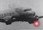 Standbild USA Fallschirmjäger Pacific Theater, 1943, aus Sekunde 1 historischem Filmmaterial Videoclip 65675075534