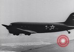 Standbild USA Fallschirmjäger Pacific Theater, 1943, aus Sekunde 12 historischem Filmmaterial Videoclip 65675075534