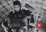 Standbild USA Fallschirmjäger Pacific Theater, 1943, aus Sekunde 19 historischem Filmmaterial Videoclip 65675075534