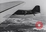 Standbild USA Fallschirmjäger Pacific Theater, 1943, aus Sekunde 34 historischem Filmmaterial Videoclip 65675075534