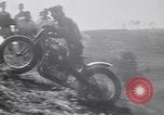Image MOTO Hill Climb contest Redlands California USA, 1930, de la seconde 29 séquences d'archives historiques vidéo 65675075544