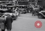 Image jaywalkers New York City USA, 1930, de la seconde 9 séquences d'archives historiques vidéo 65675075545