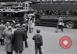 Image jaywalkers New York City USA, 1930, de la seconde 11 séquences d'archives historiques vidéo 65675075545