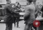Image jaywalkers New York City USA, 1930, de la seconde 41 séquences d'archives historiques vidéo 65675075545
