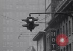 Image jaywalkers New York City USA, 1930, de la seconde 54 séquences d'archives historiques vidéo 65675075545