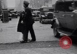 Image jaywalkers New York City USA, 1930, de la seconde 58 séquences d'archives historiques vidéo 65675075545