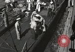 Immagine di USS Trout SS-202 Oahu Hawaii USA, 1942, secondo 46 filmato di repertorio 65675075553