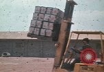 Standbild Montagnards angehören Soldaten Pleiku Süd Vietnam, 1969, aus Sekunde 12 historischem Filmmaterial Videoclip 65675075554