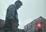 Standbild Montagnards angehören Soldaten Pleiku Süd Vietnam, 1969, aus Sekunde 37 historischem Filmmaterial Videoclip 65675075554