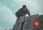 Standbild Montagnards angehören Soldaten Pleiku Süd Vietnam, 1969, aus Sekunde 48 historischem Filmmaterial Videoclip 65675075554