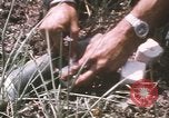 Standbild Montagnards angehören Soldaten Pleiku Süd Vietnam, 1969, aus Sekunde 51 historischem Filmmaterial Videoclip 65675075555