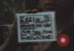 Image officier australien Pleiku Sud Vietnam, 1969, de la seconde 1 séquences d'archives historiques vidéo 65675075557