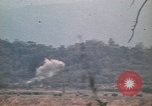 Image officier australien Pleiku Sud Vietnam, 1969, de la seconde 42 séquences d'archives historiques vidéo 65675075557
