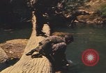 Image Montagnard soldats Pleiku Sud Vietnam, 1969, de la seconde 57 séquences d'archives historiques vidéo 65675075558